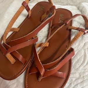 Mia Sandals